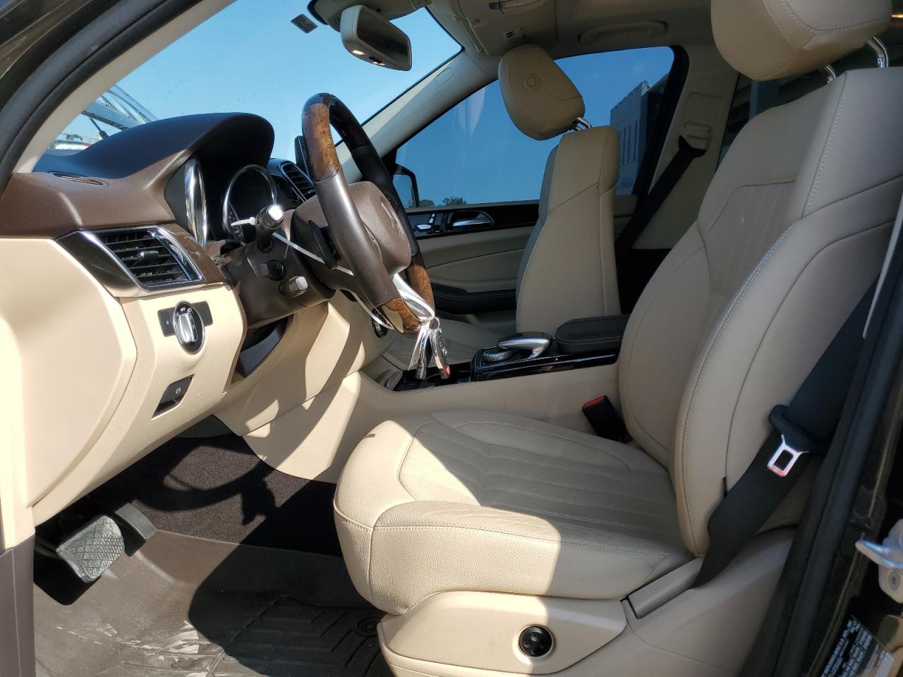 2017 Mercedes-Benz GLE - Image 7