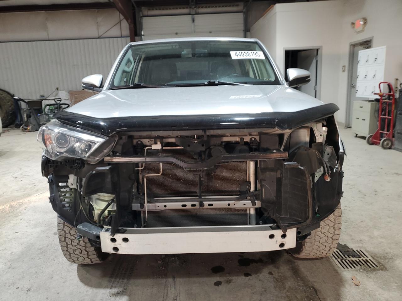 2019 Toyota 4Runner - Image 5