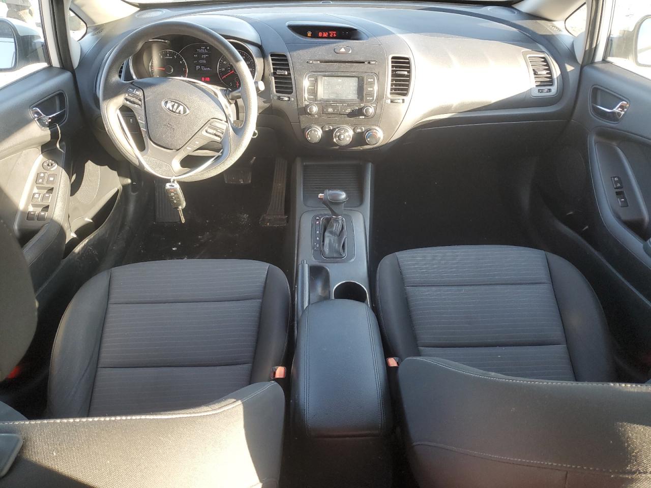 2016 Kia Forte - Image 8