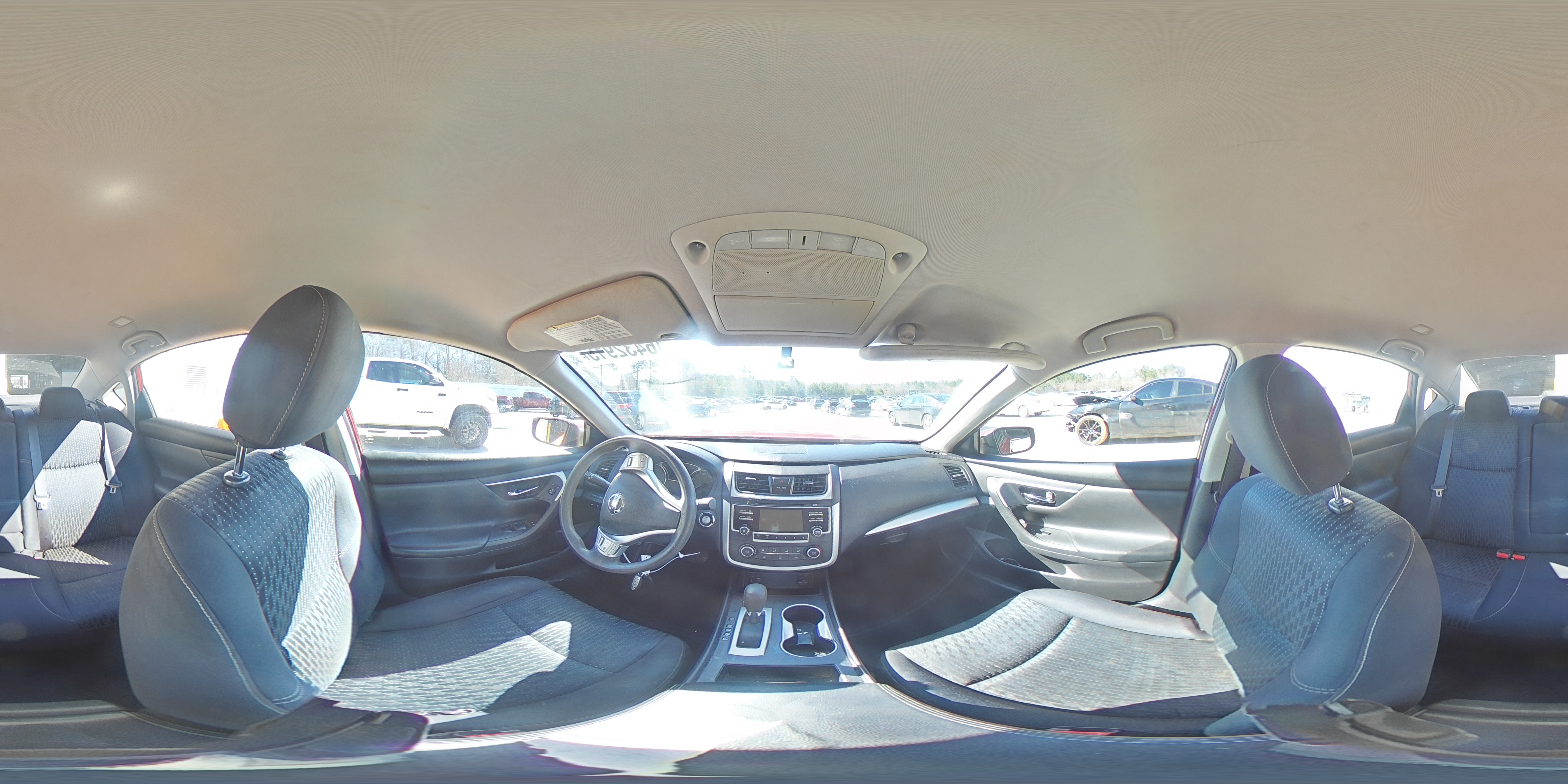 2016 Nissan Altima - Image 12