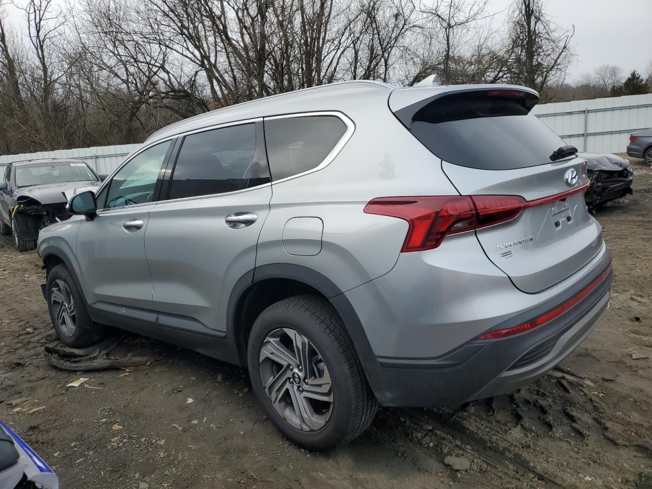 2023 Hyundai Santa Fe - Image 2