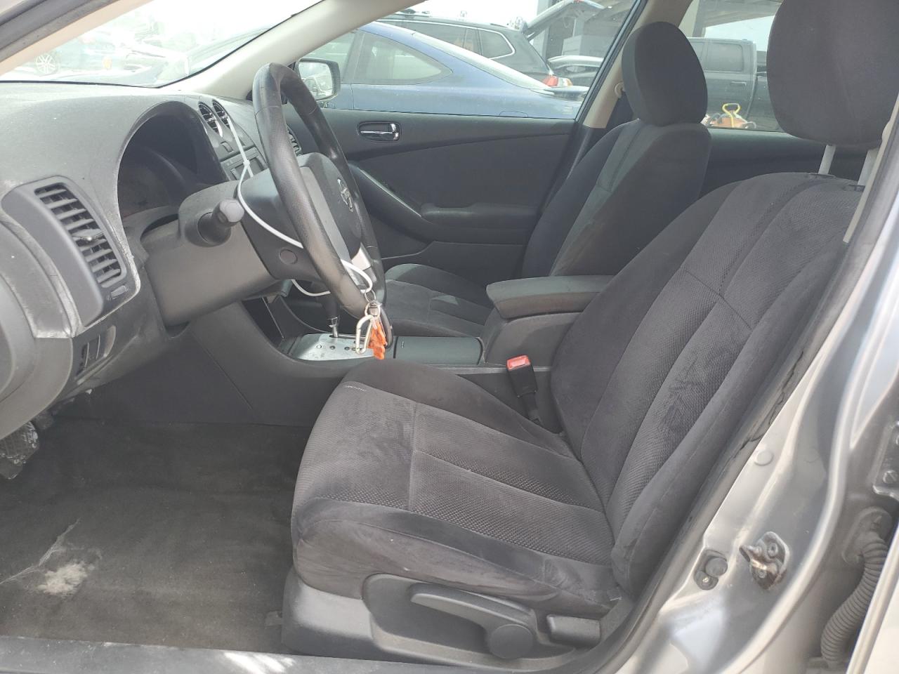 2009 Nissan Altima - Image 7