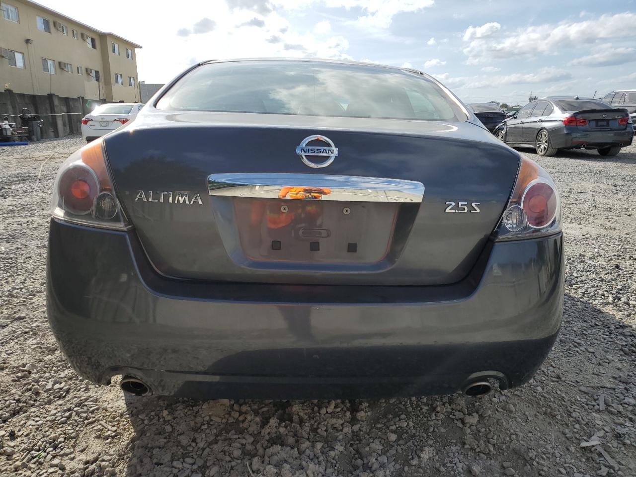 2012 Nissan Altima - Image 6