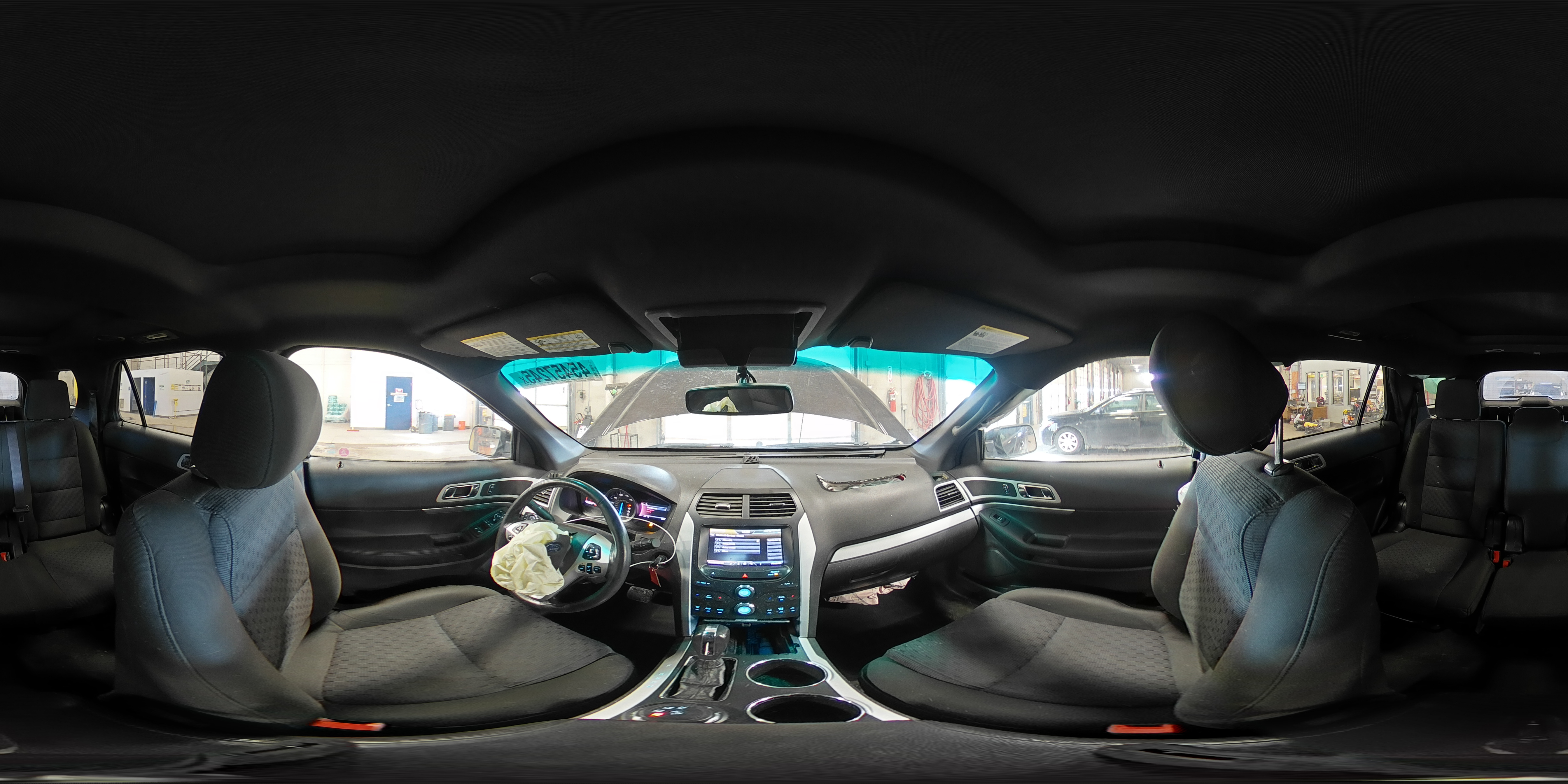 2014 Ford Explorer - Image 13