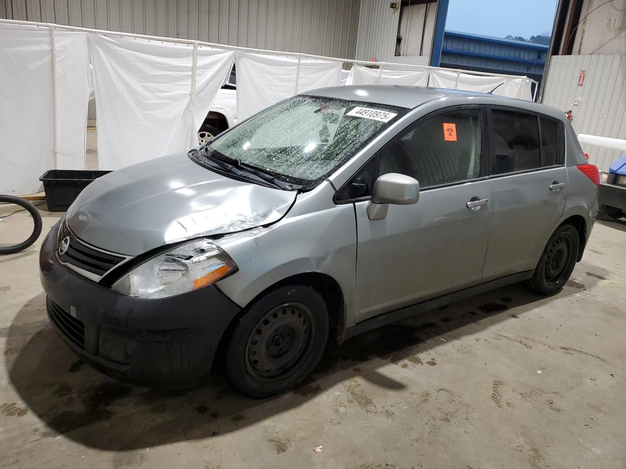 2010 Nissan Versa - Image 1