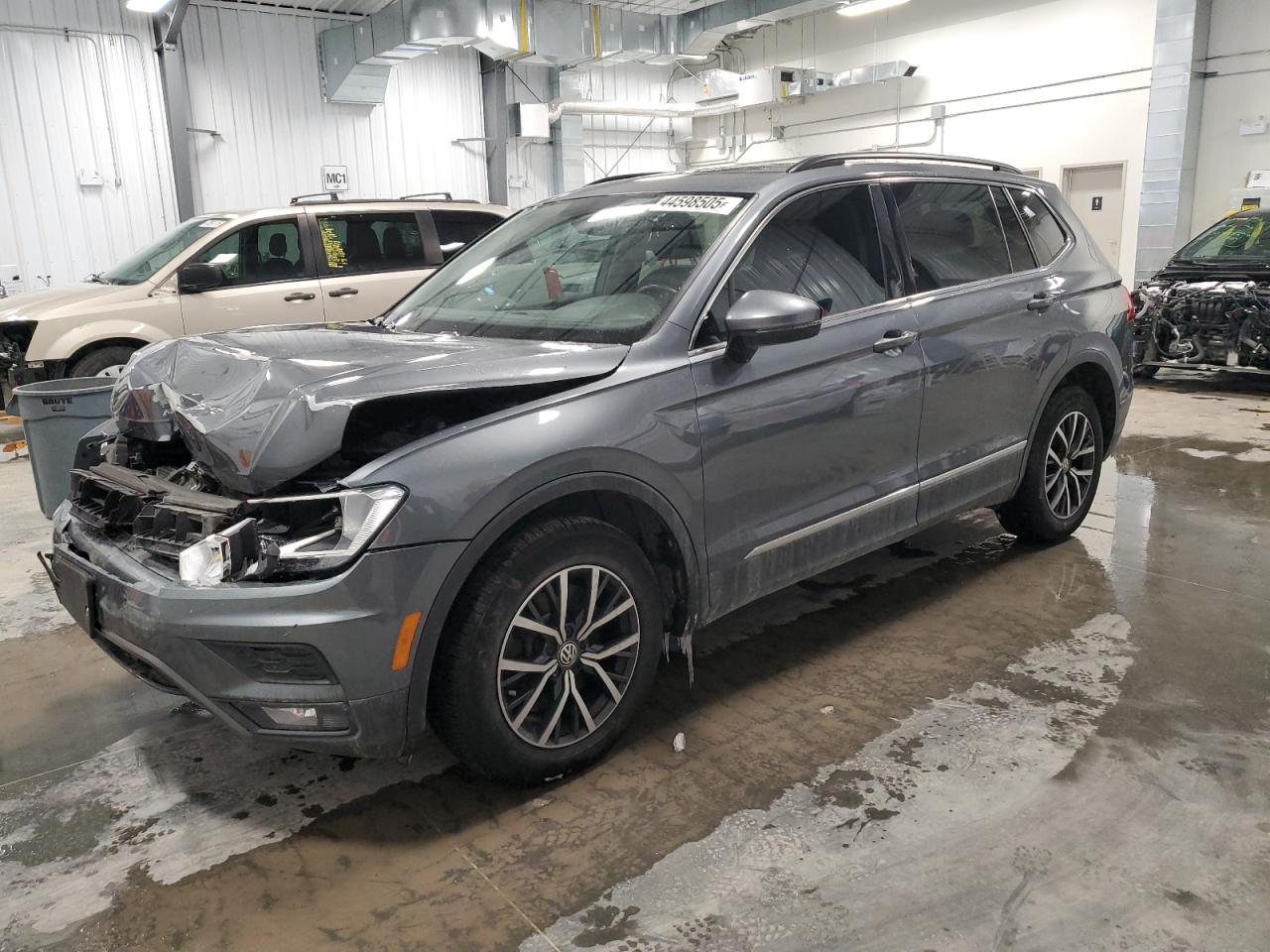 2019 Volkswagen Tiguan - Image 1