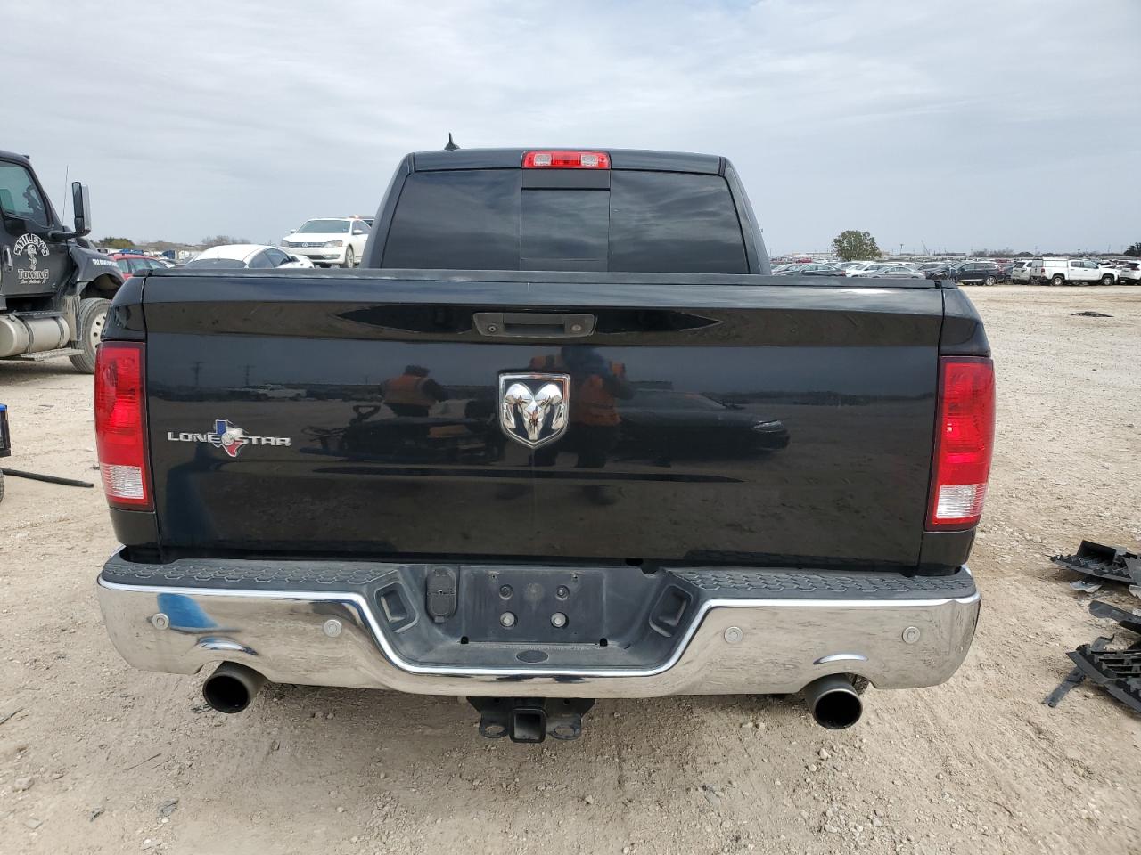 2015 RAM 1500 - Image 6