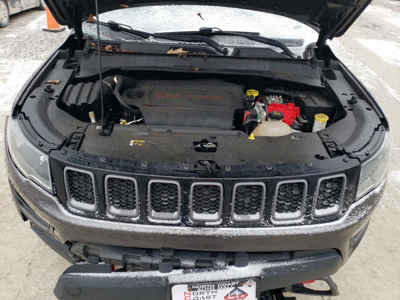 2019 Jeep Compass - Image 13