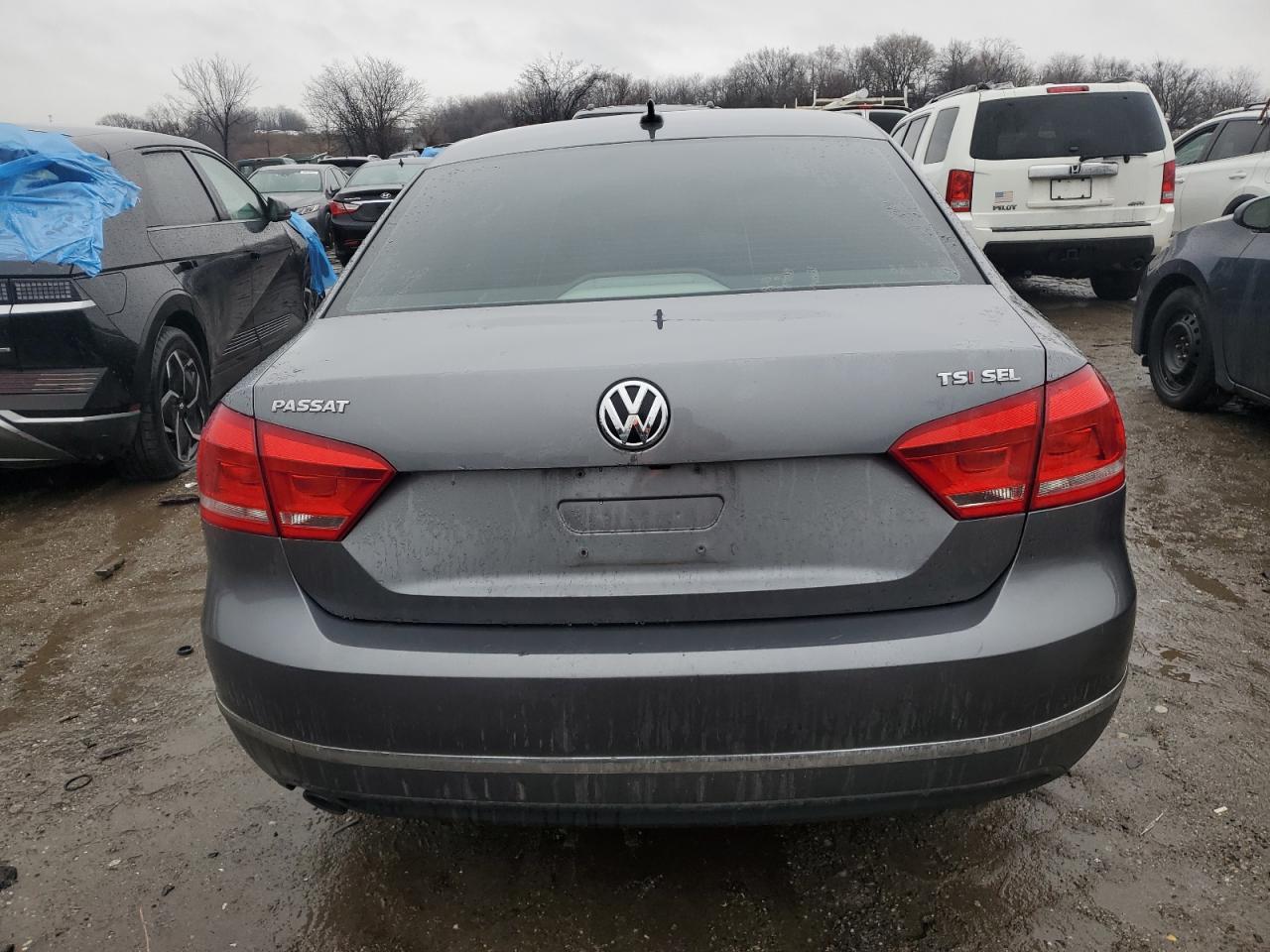 2015 Volkswagen Passat - Image 6