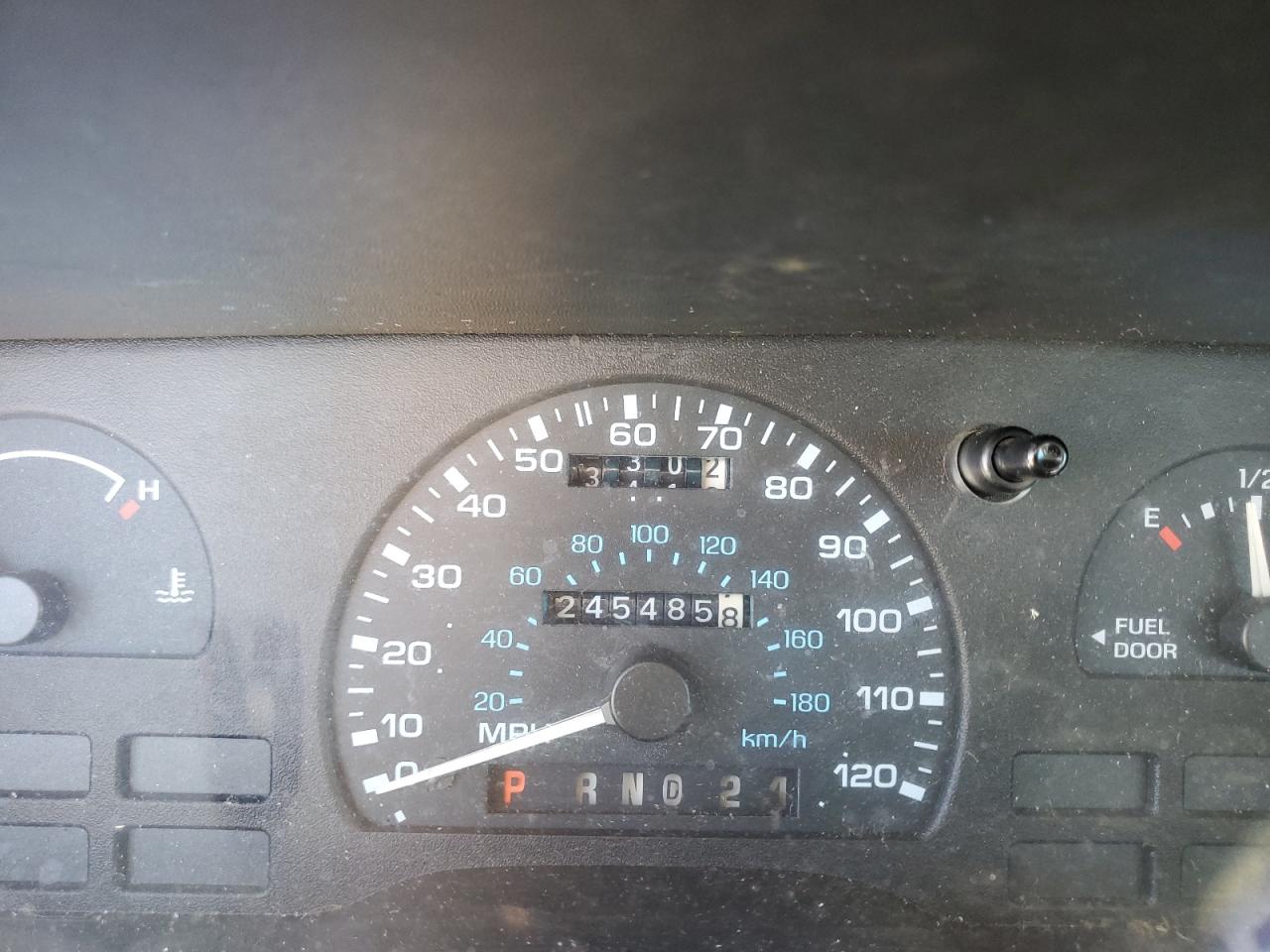 1996 Ford Windstar - Image 9