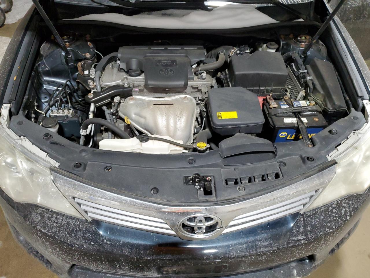 2013 Toyota Camry - Image 11