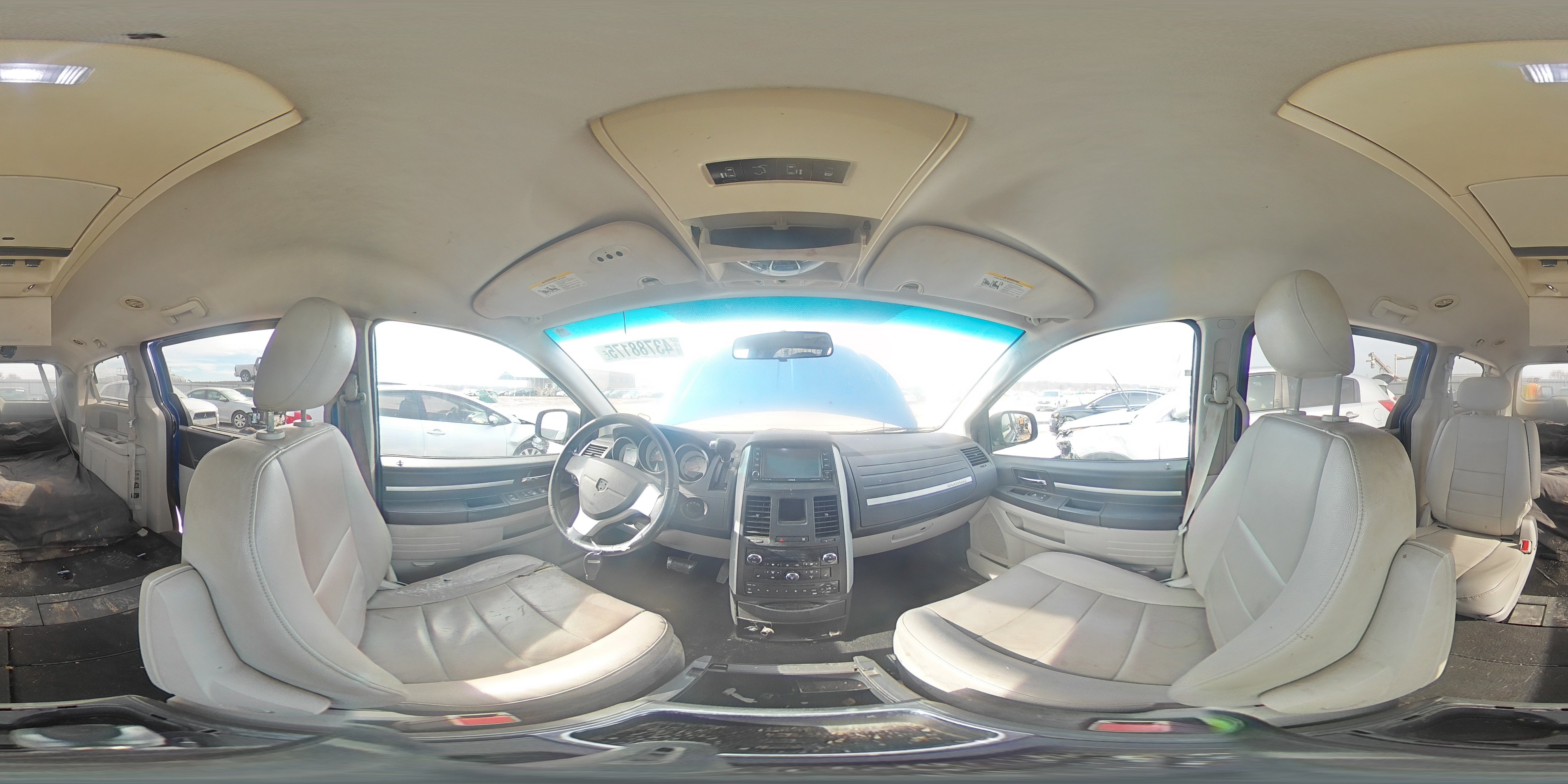 2008 Dodge Caravan - Image 13