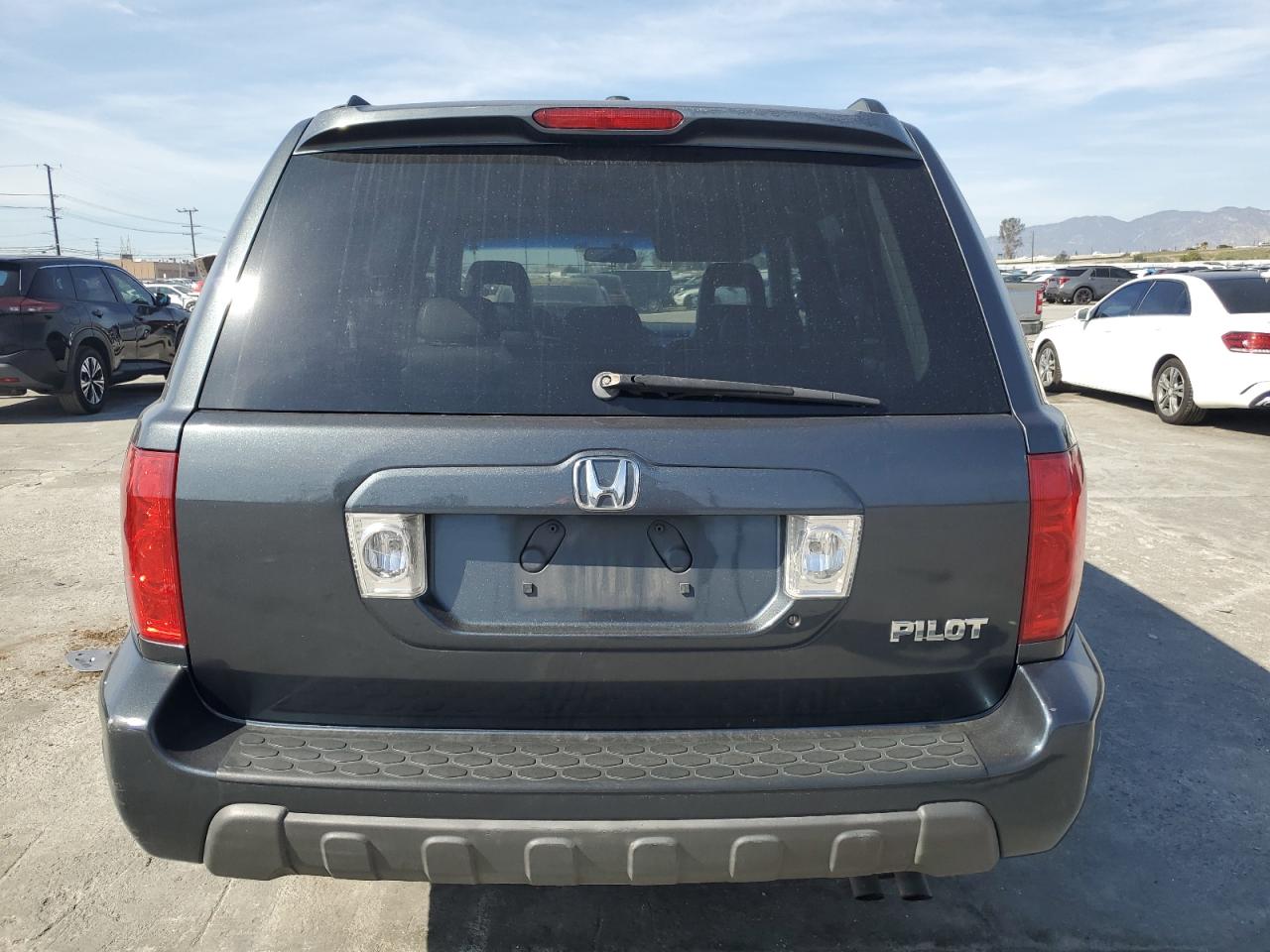 2004 Honda Pilot - Image 6