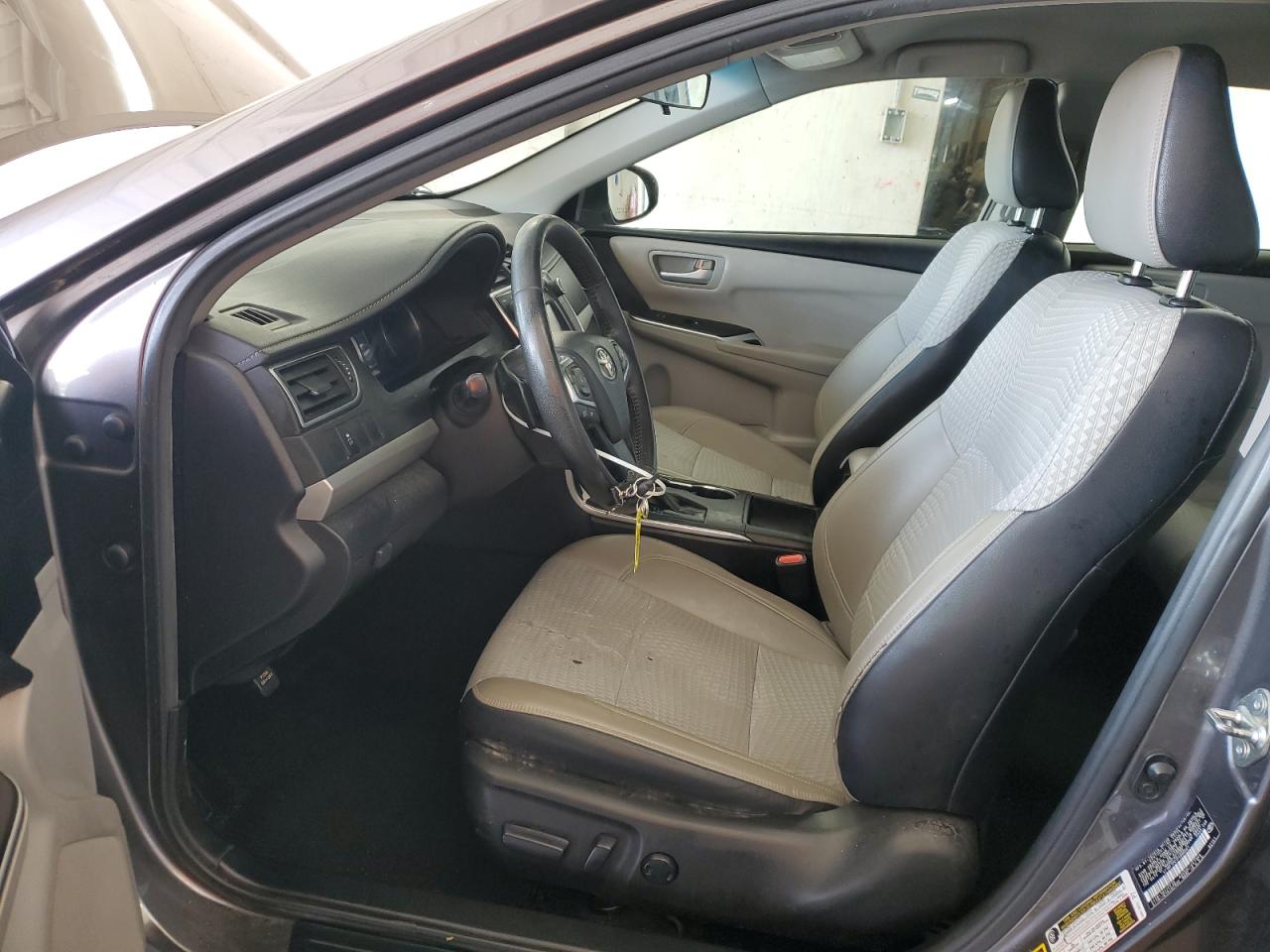 2015 Toyota Camry - Image 7