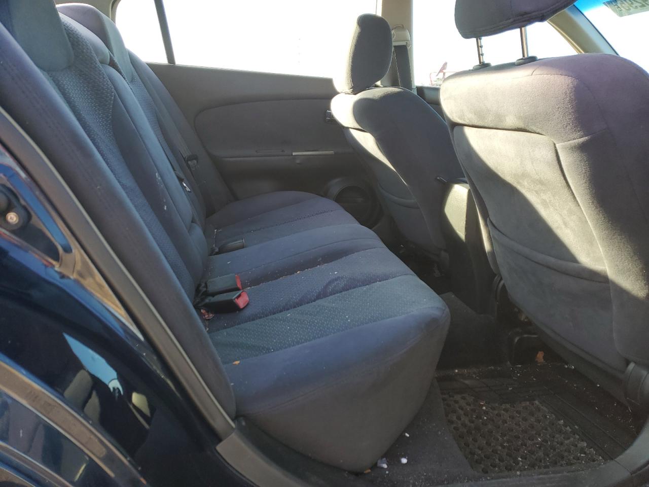 2005 Nissan Altima - Image 10