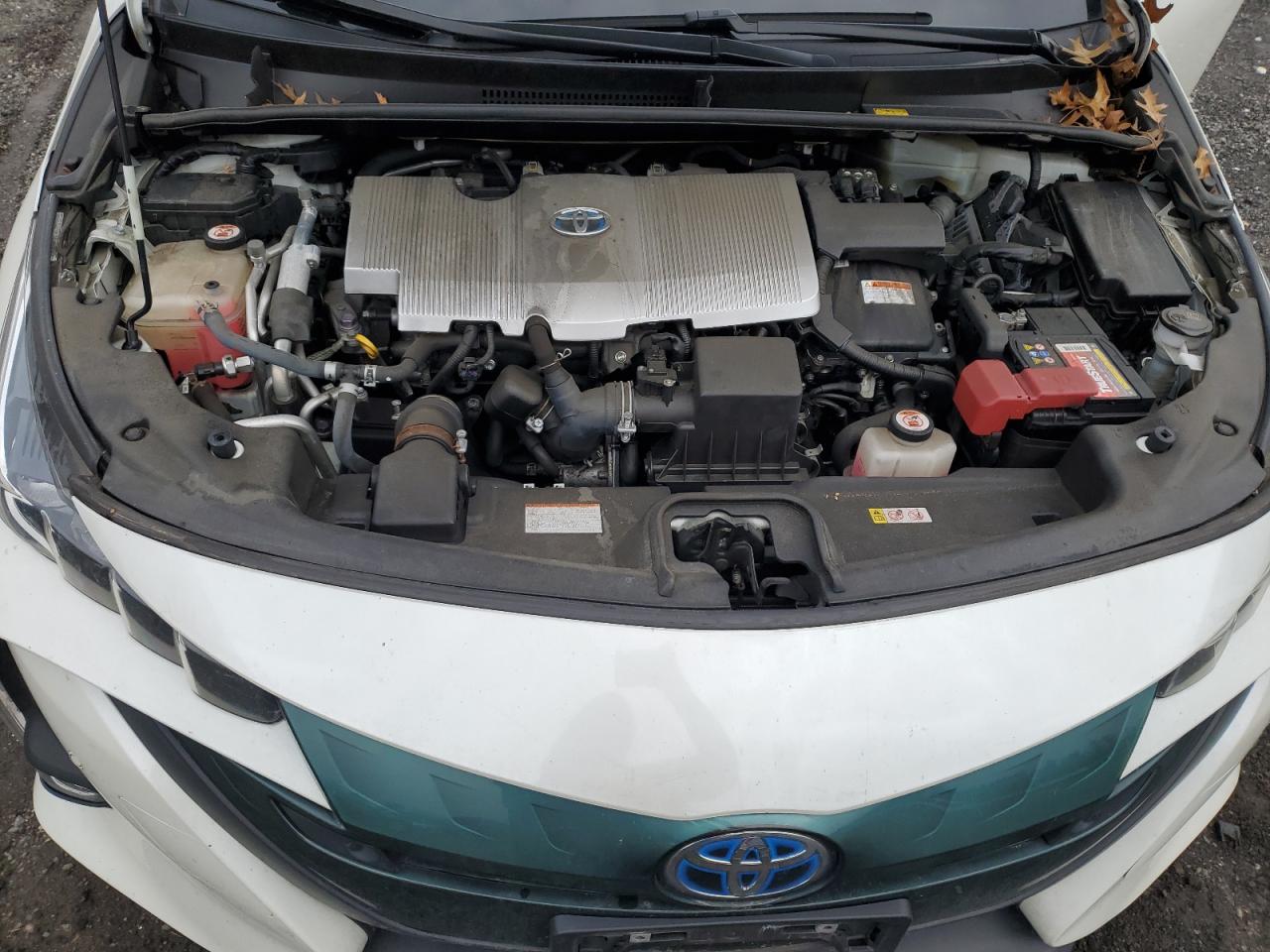 2017 Toyota Prius - Image 12