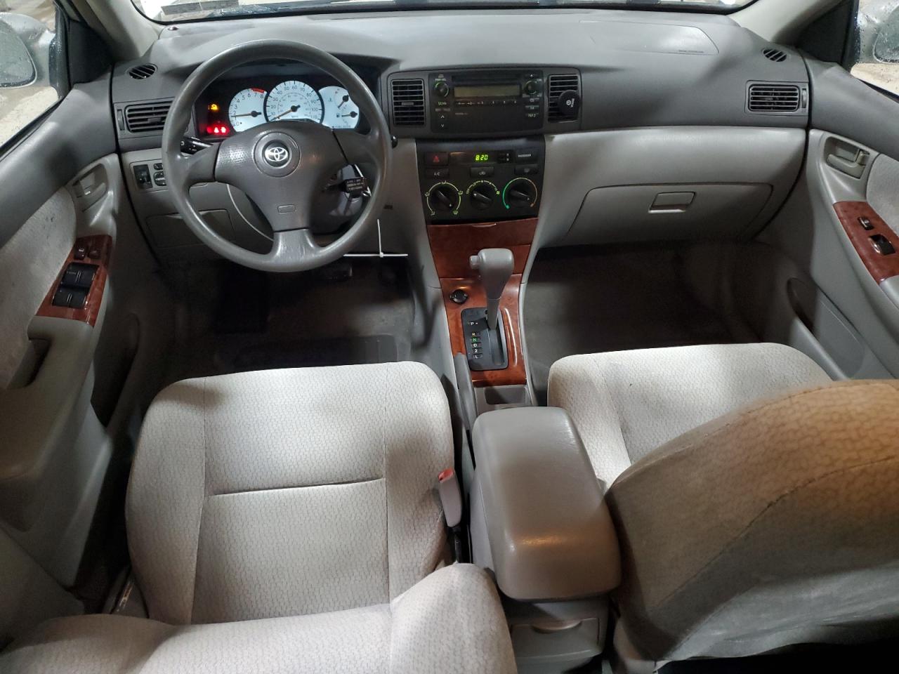 2004 Toyota Corolla - Image 8