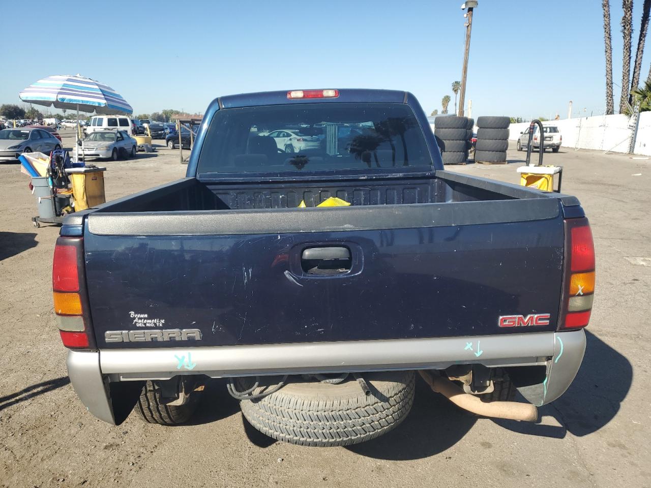 2006 GMC Sierra - Image 6