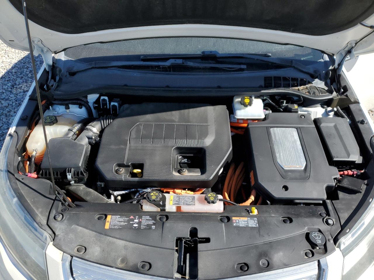 2012 Chevrolet Volt - Image 11