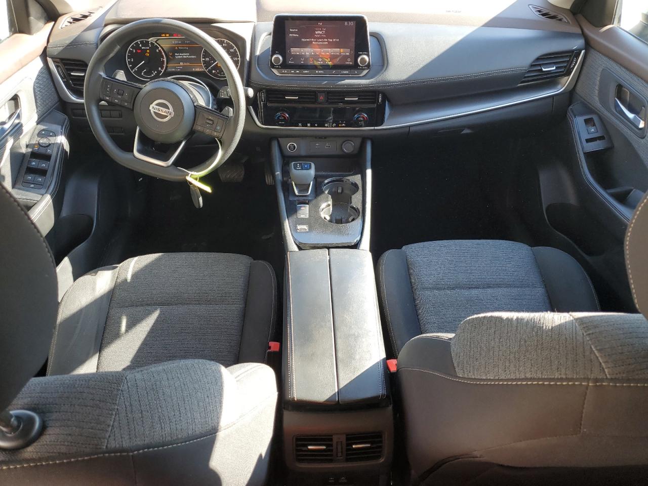2021 Nissan Rogue - Image 8