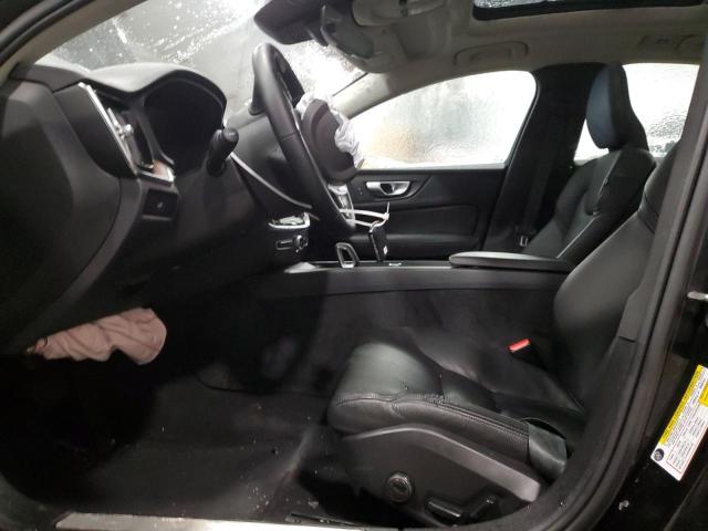  VOLVO S60 PLUS 2024 Czarny