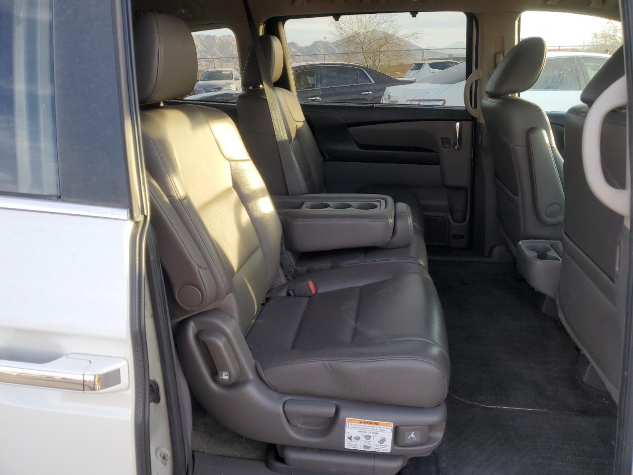2015 Honda Odyssey - Image 11