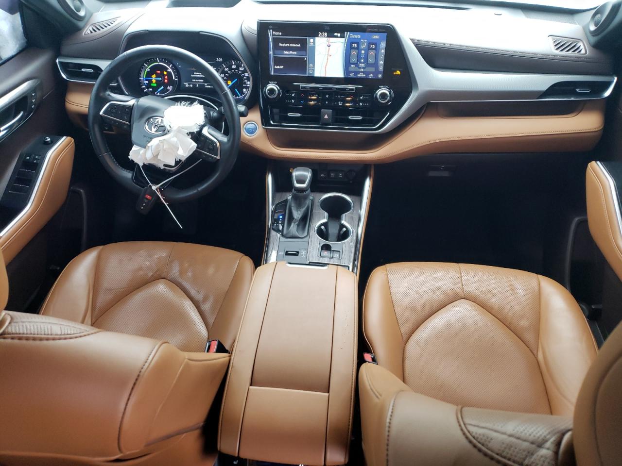 2021 Toyota Highlander - Image 8