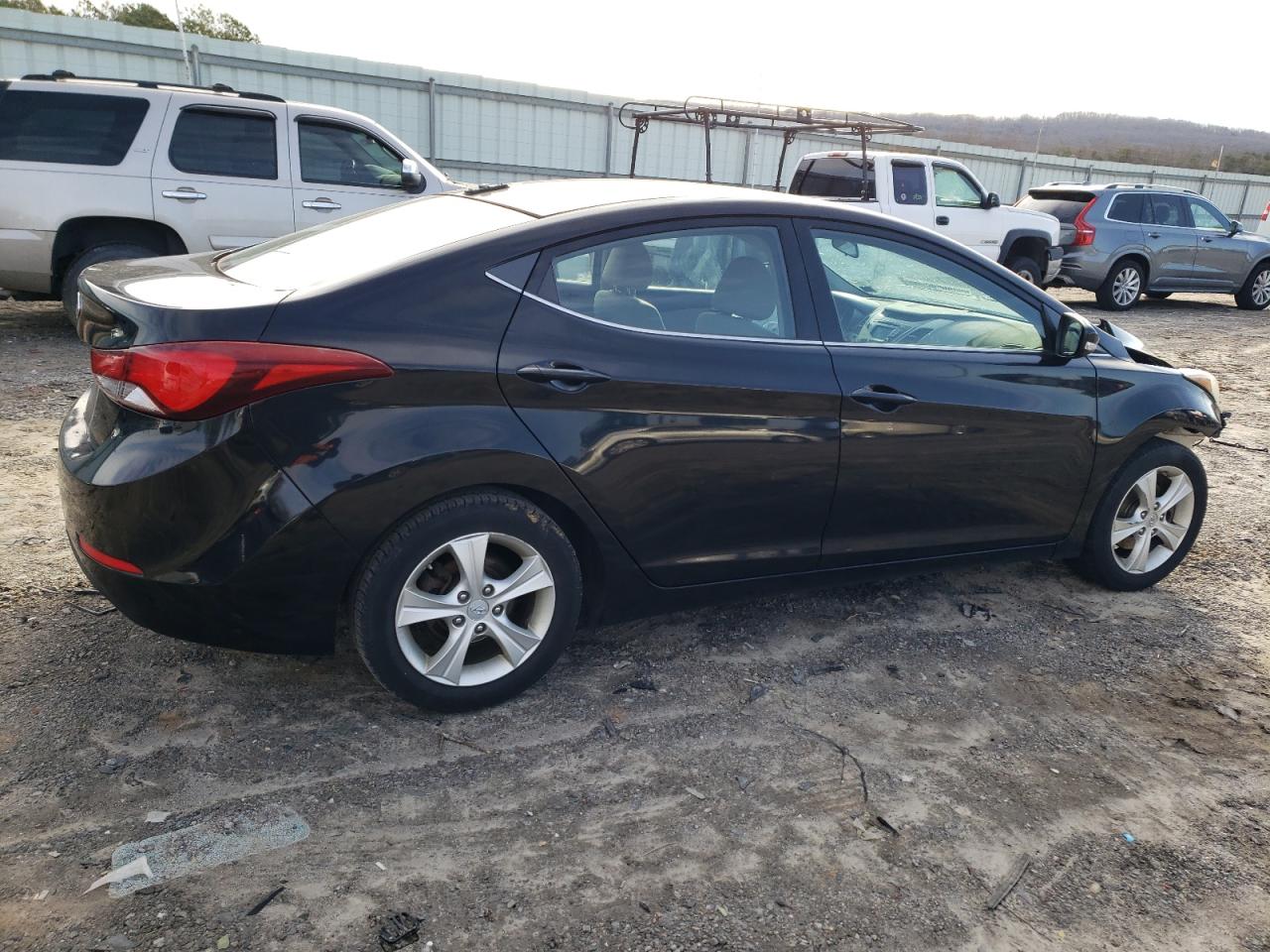 2016 Hyundai Elantra - Image 3