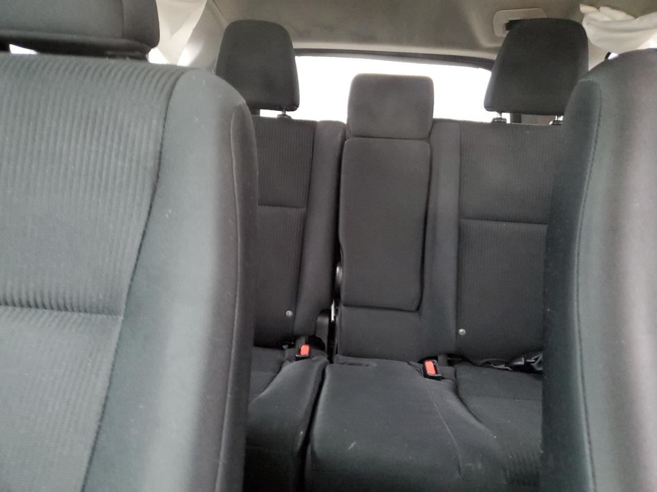 2018 Toyota RAV 4 - Image 10