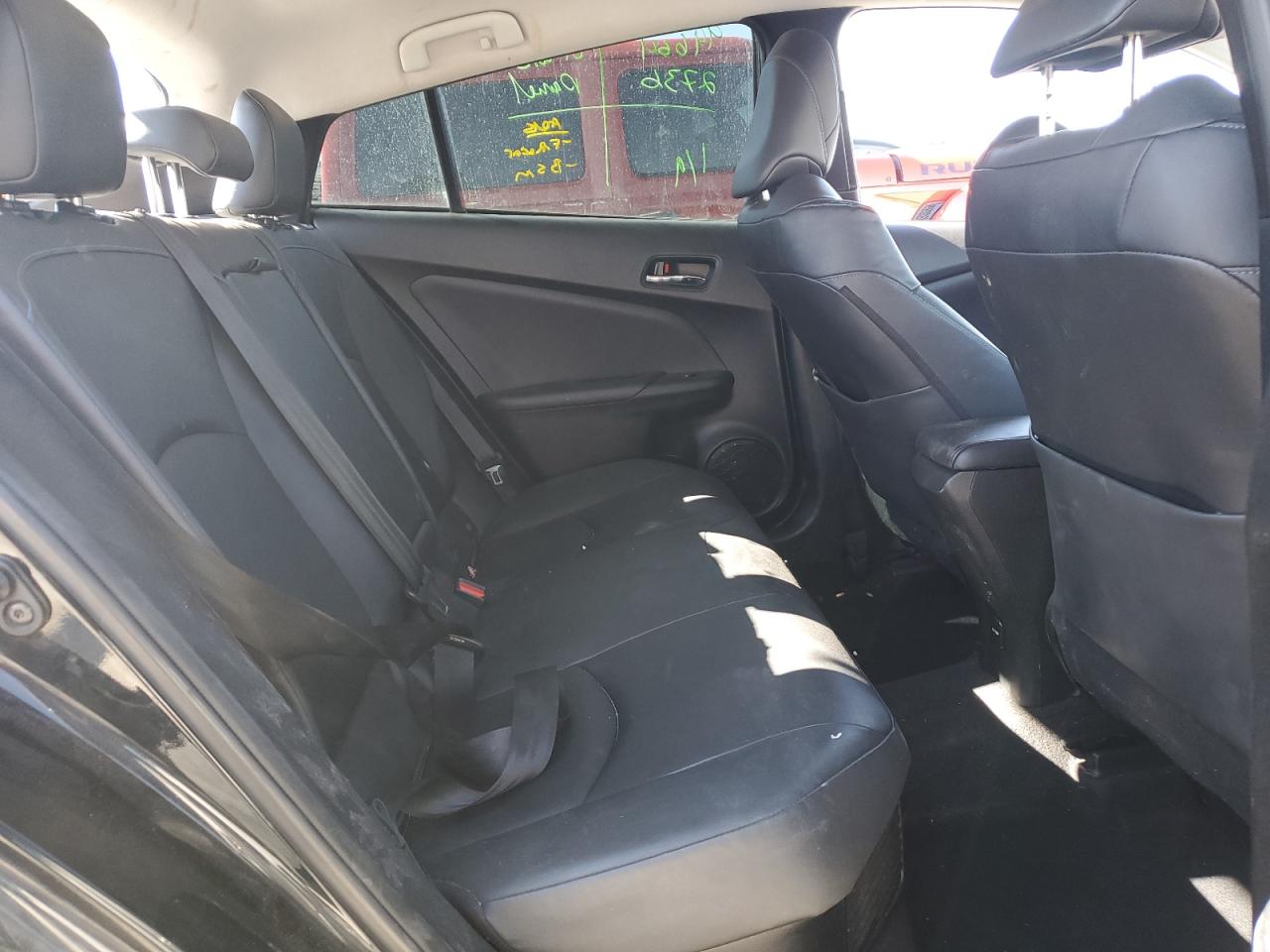 2016 Toyota Prius - Image 10