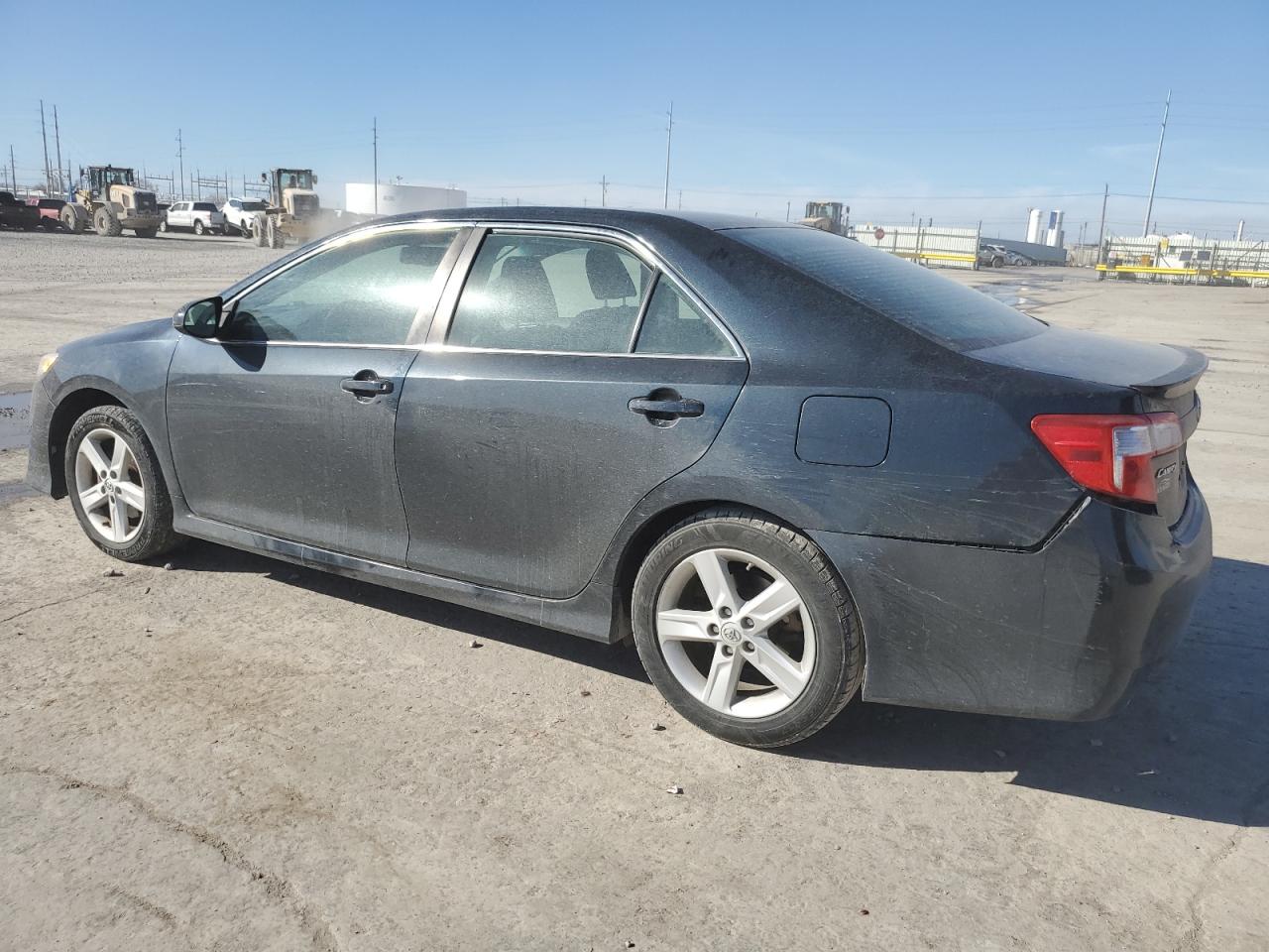 2014 Toyota Camry - Image 2