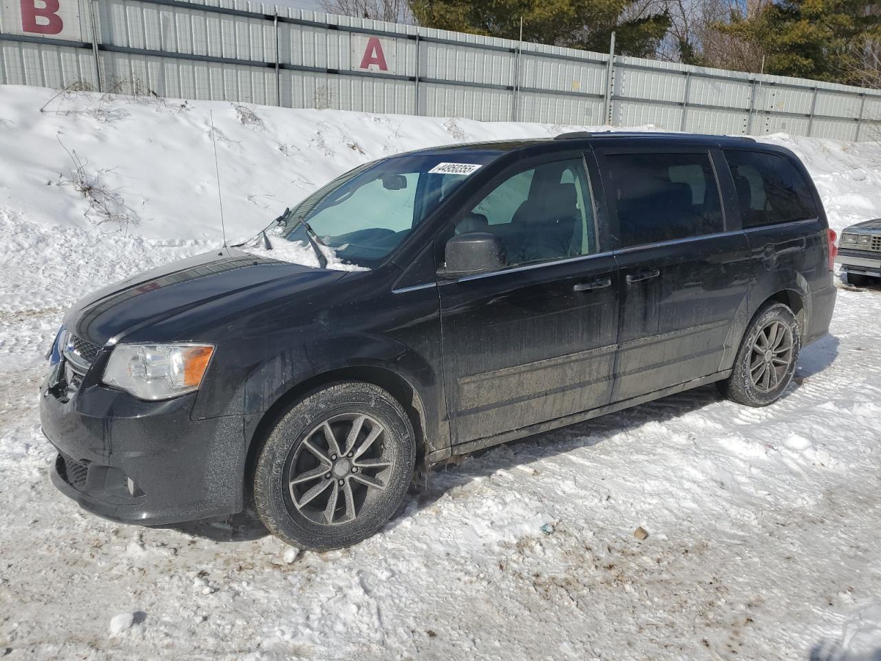 2017 Dodge Caravan - Image 1