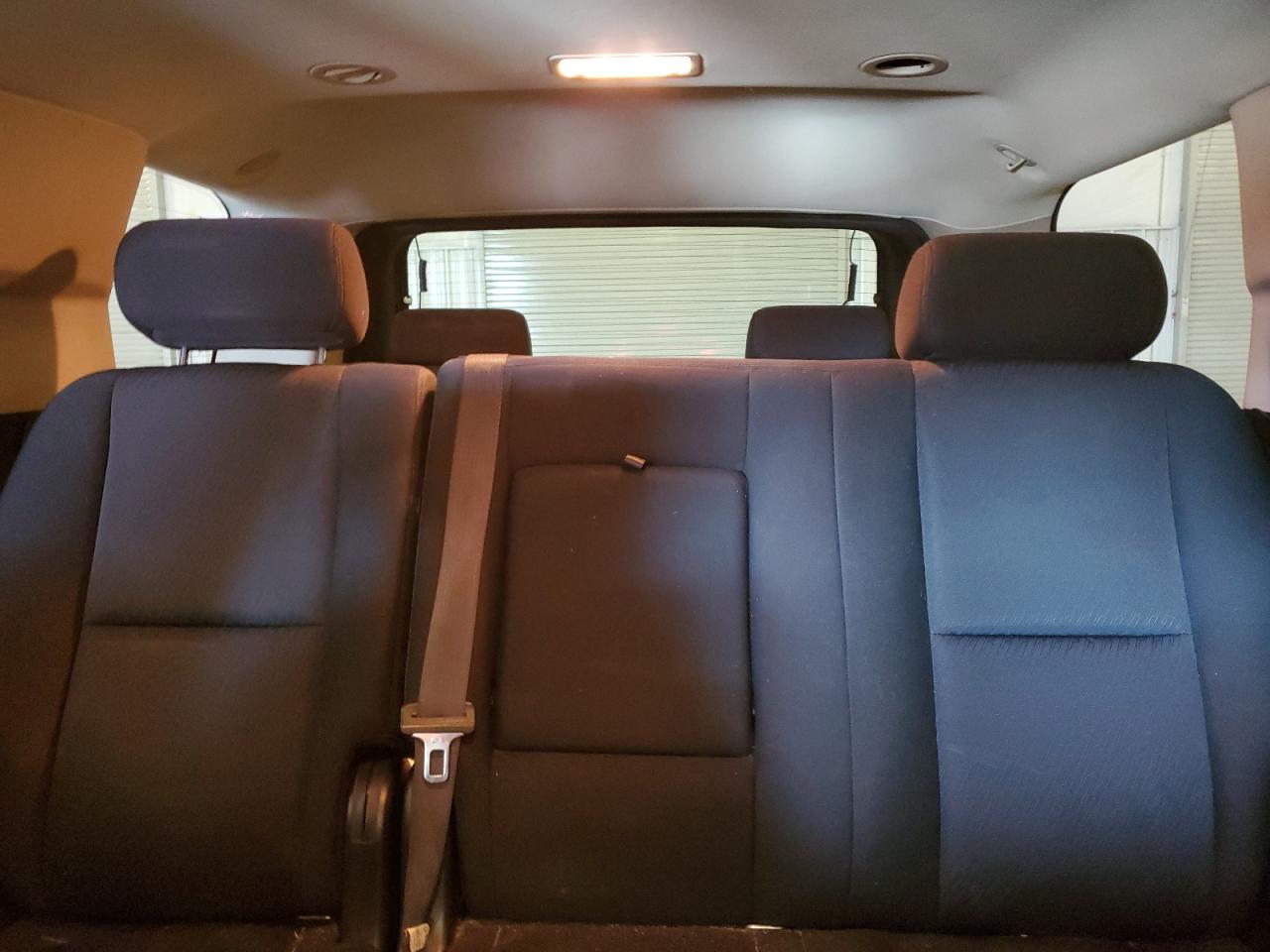 2010 Chevrolet Tahoe - Image 10