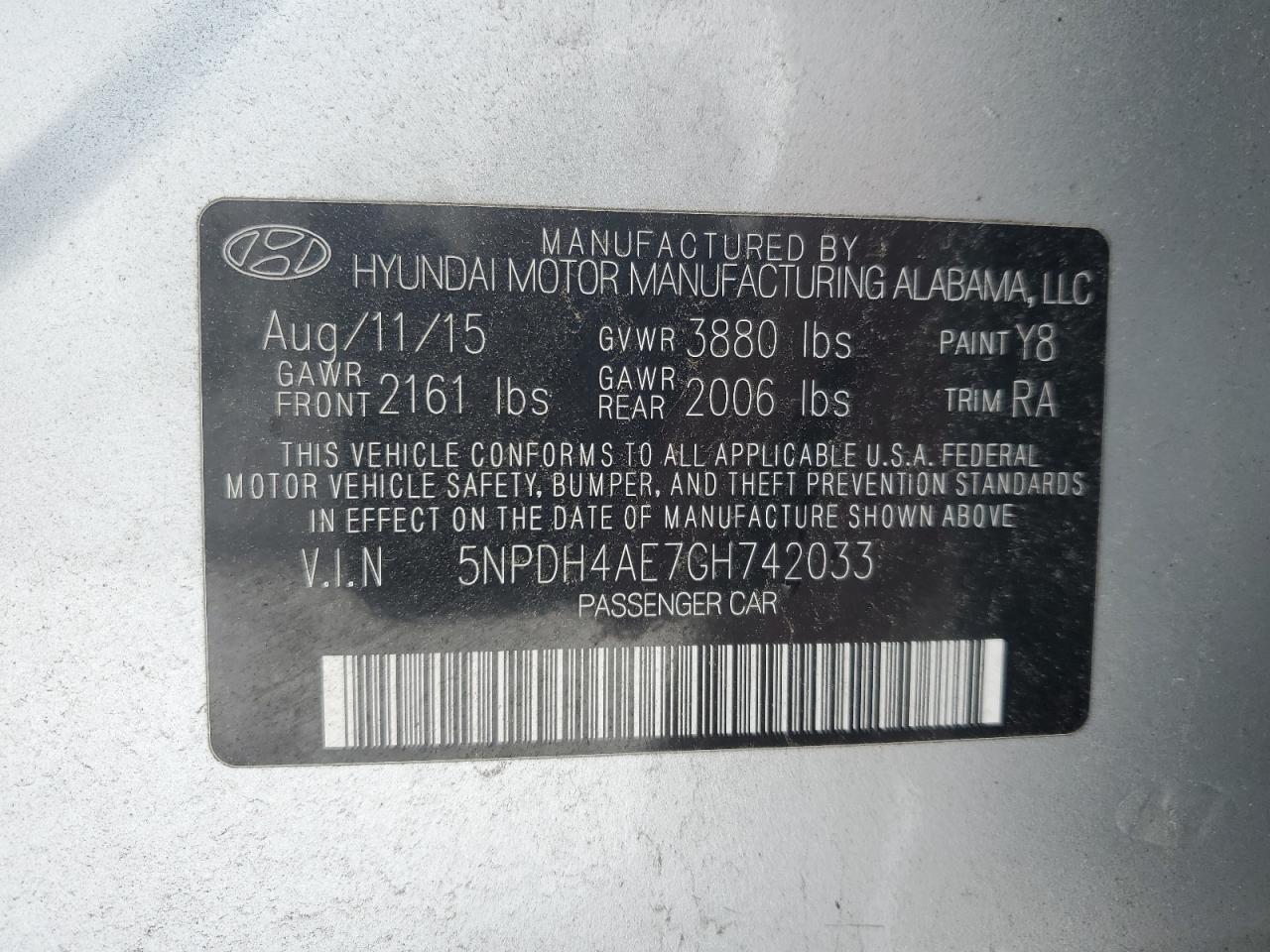 2016 Hyundai Elantra - Image 12