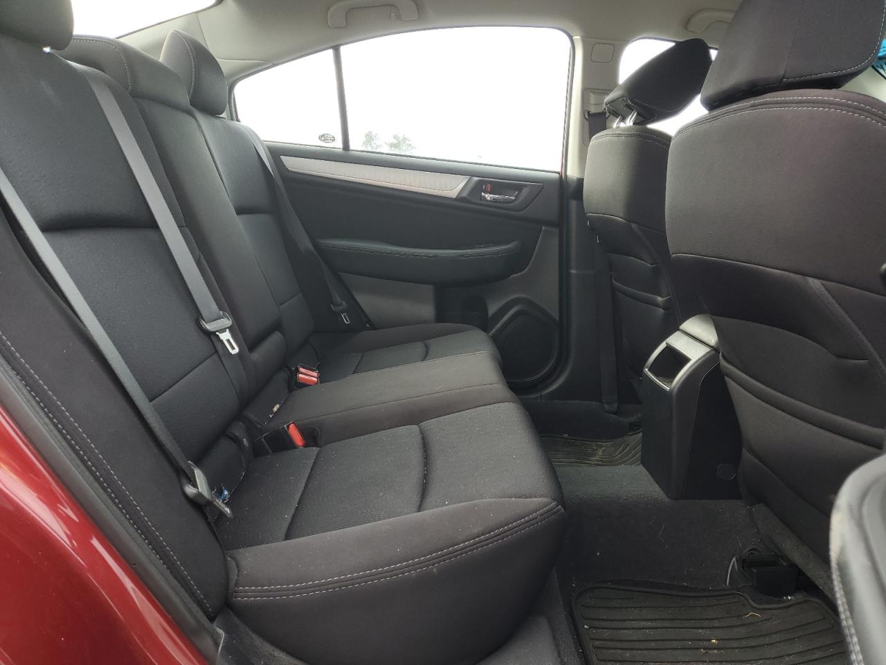 2016 Subaru Legacy - Image 10