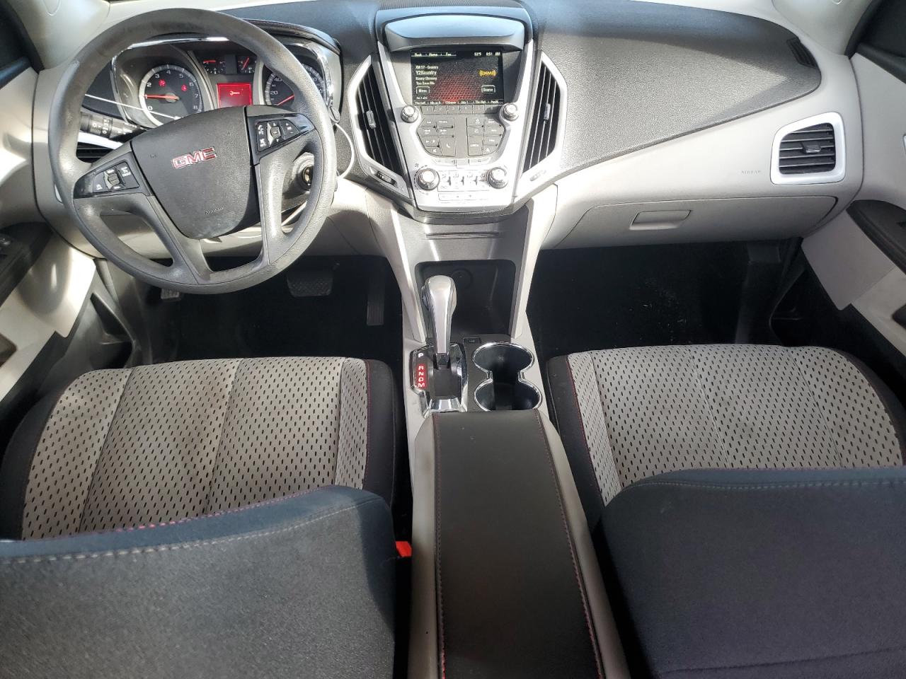 2015 GMC Terrain - Image 8