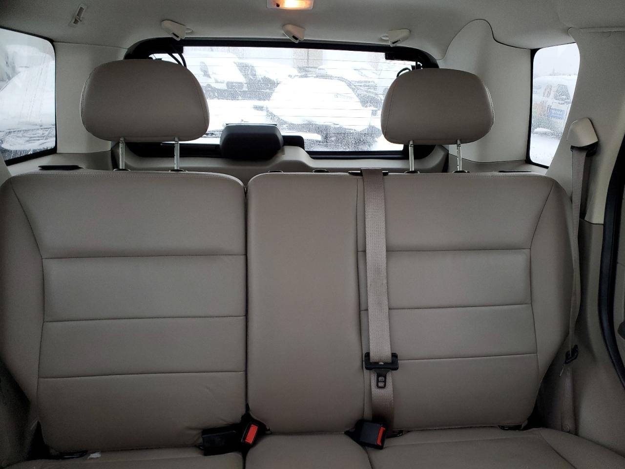 2009 Ford Escape - Image 10