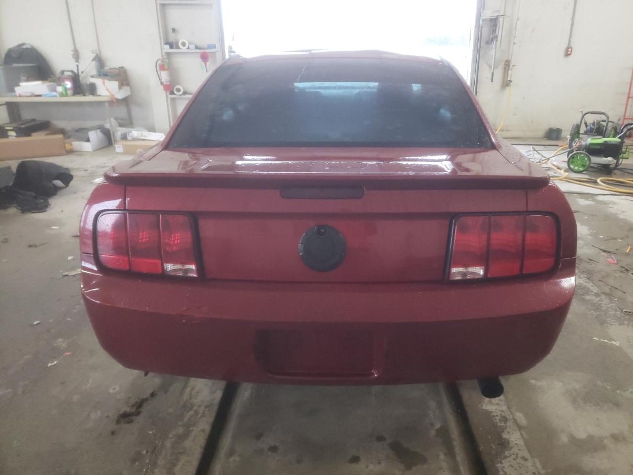 2008 Ford Mustang - Image 6