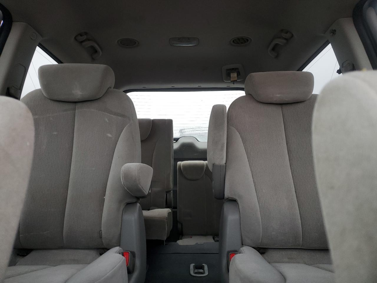 2008 Kia Sedona Ex VIN: KNDMB233886219696 Lot: 45028125