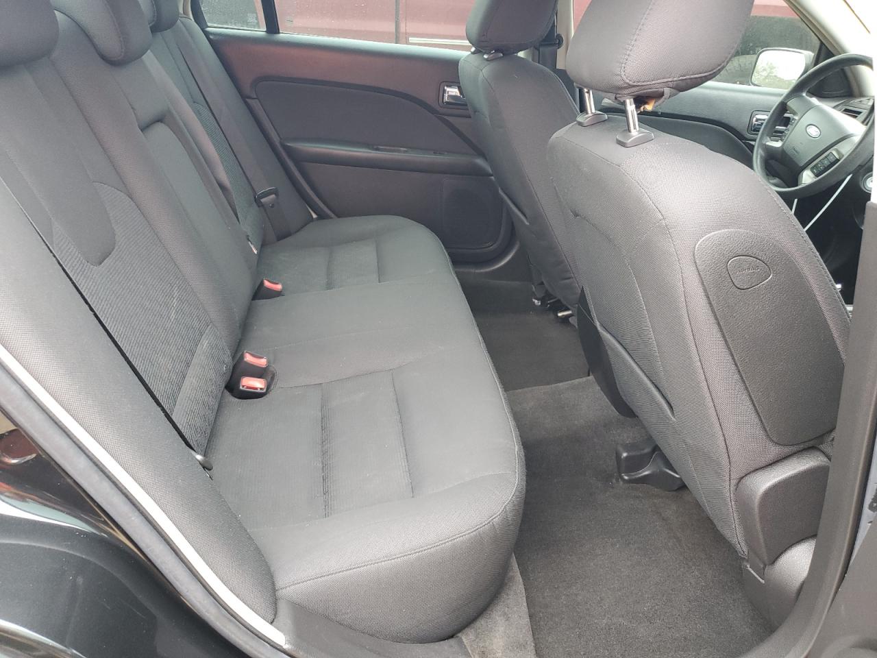 2010 Ford Fusion - Image 10