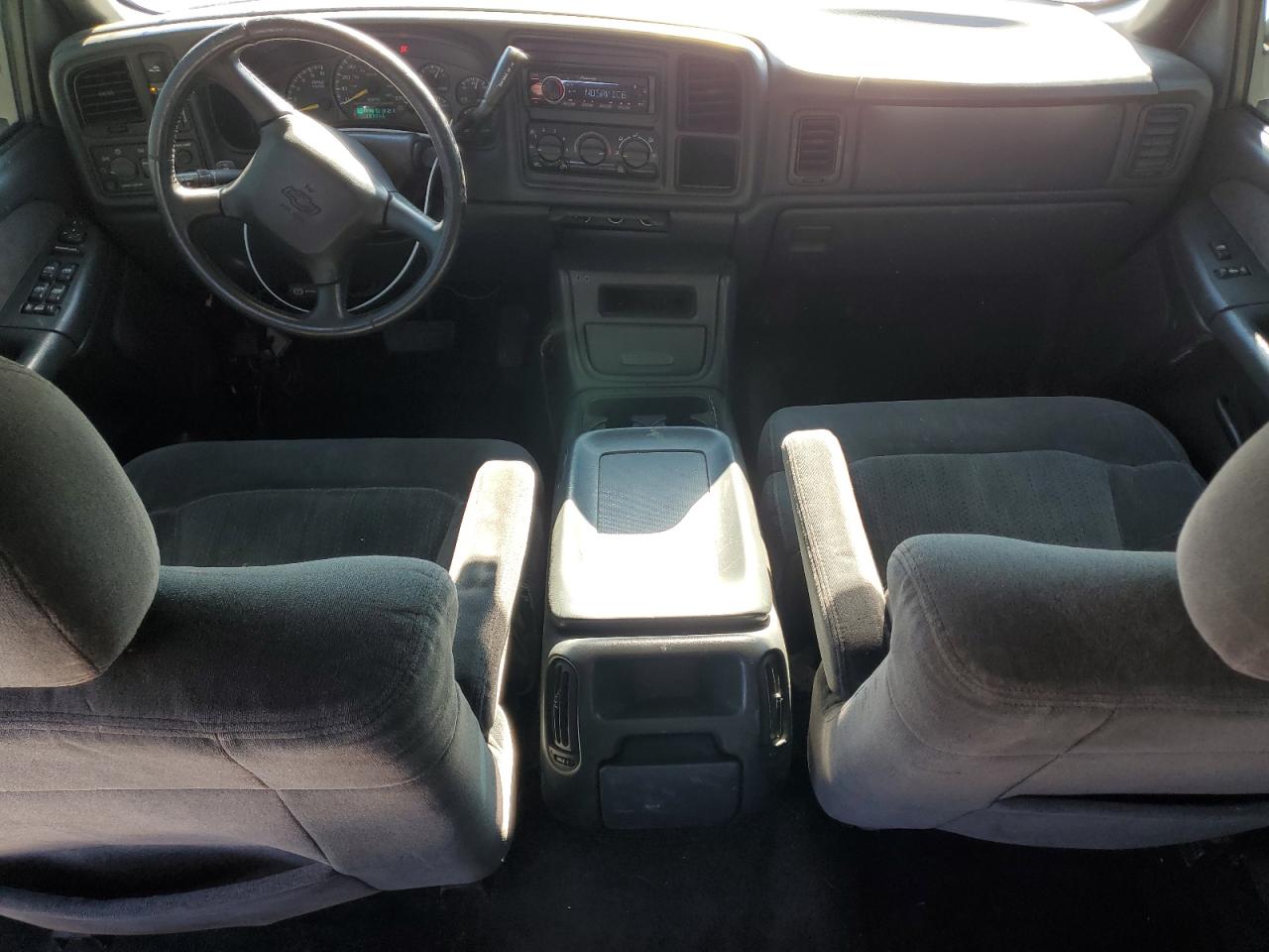 2002 Chevrolet Silverado - Image 8