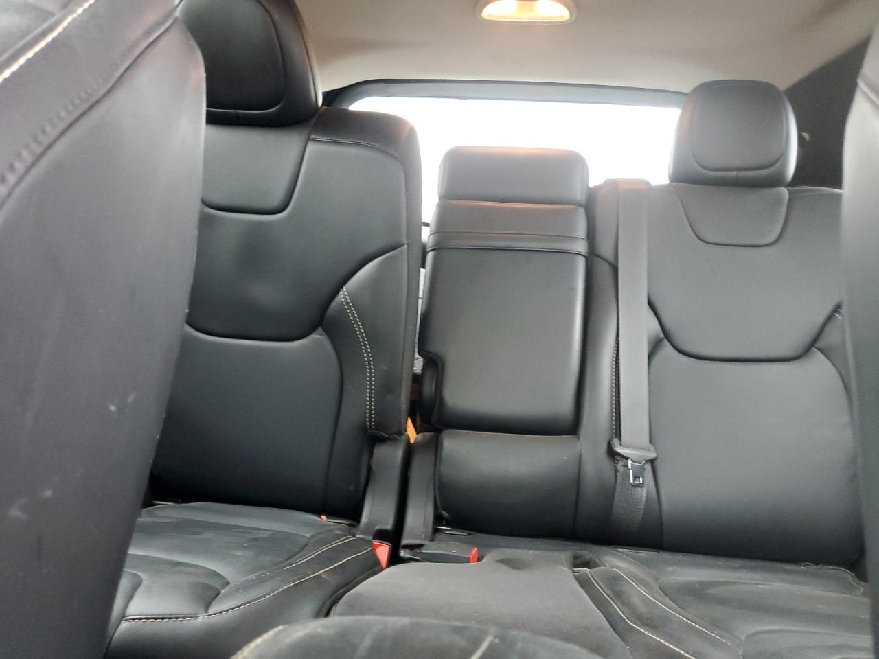 2015 Jeep Grand Cherokee - Image 10