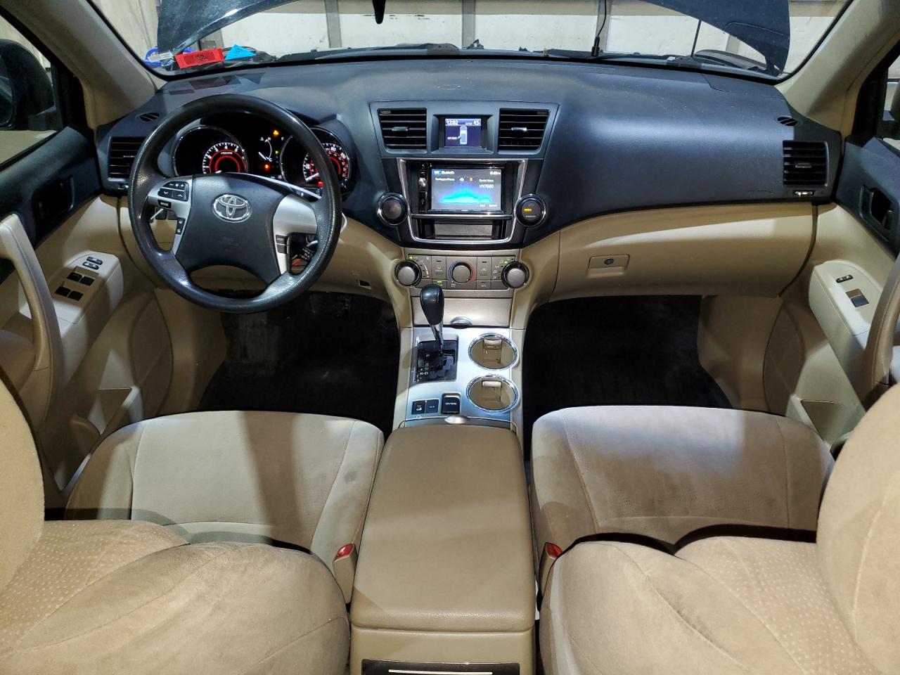 2013 Toyota Highlander - Image 8