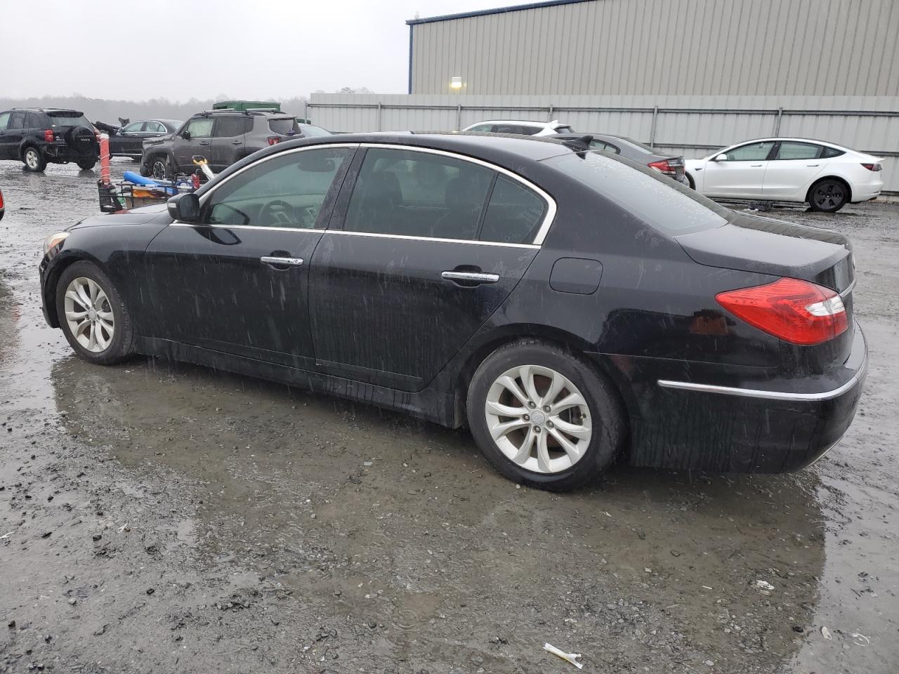 2012 Hyundai Genesis - Image 2