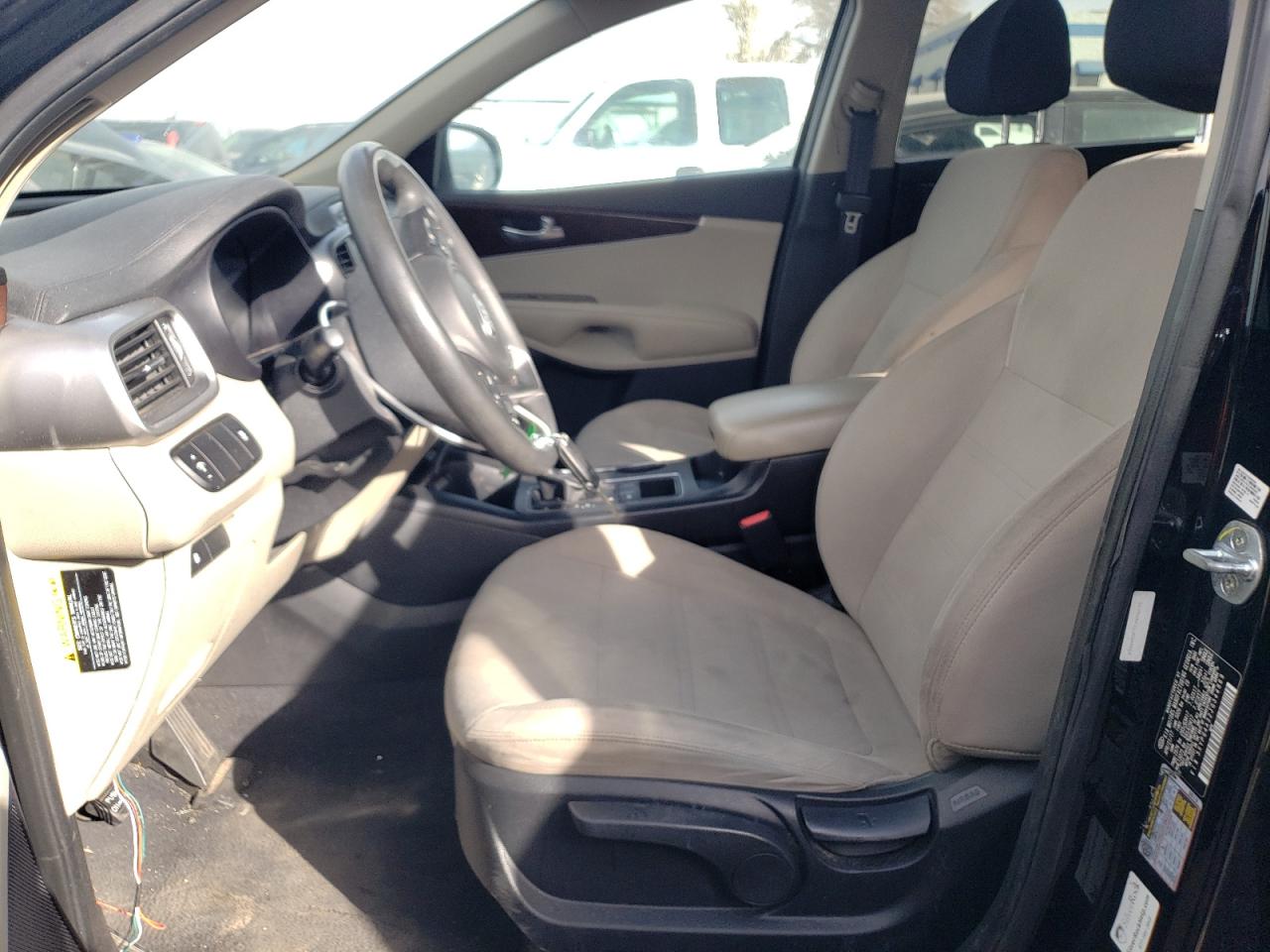 2018 Kia Sorento - Image 7