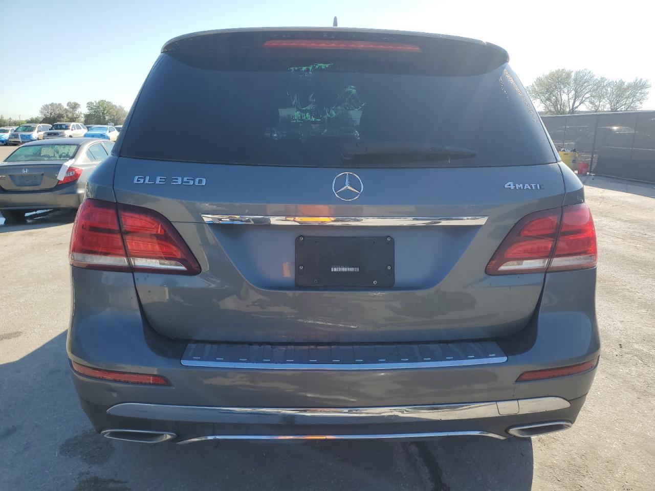 2018 Mercedes-Benz GLE - Image 6