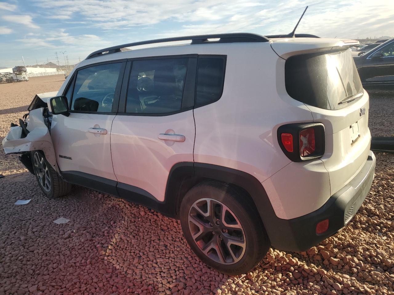 2015 Jeep Renegade - Image 2