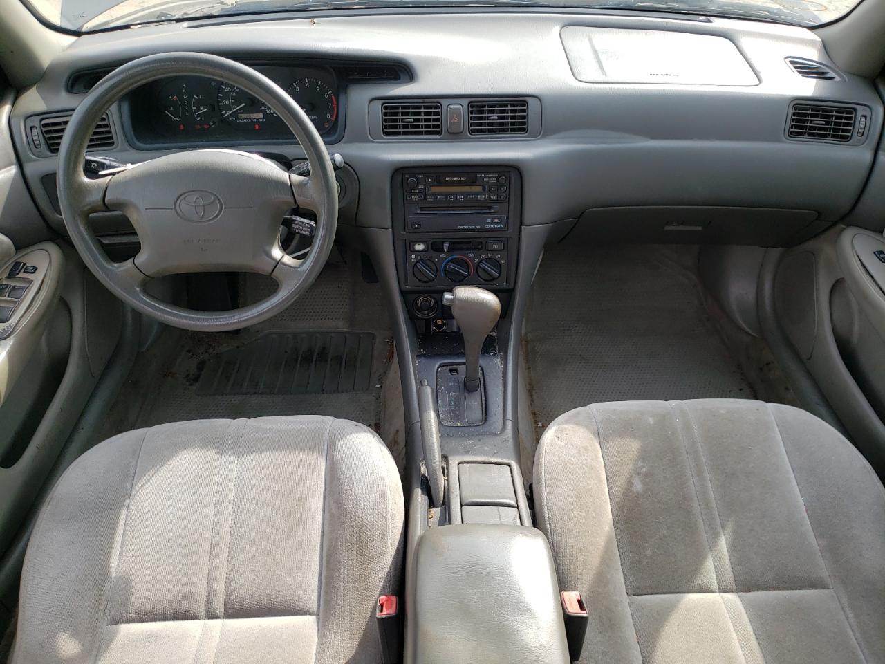 1998 Toyota Camry - Image 8