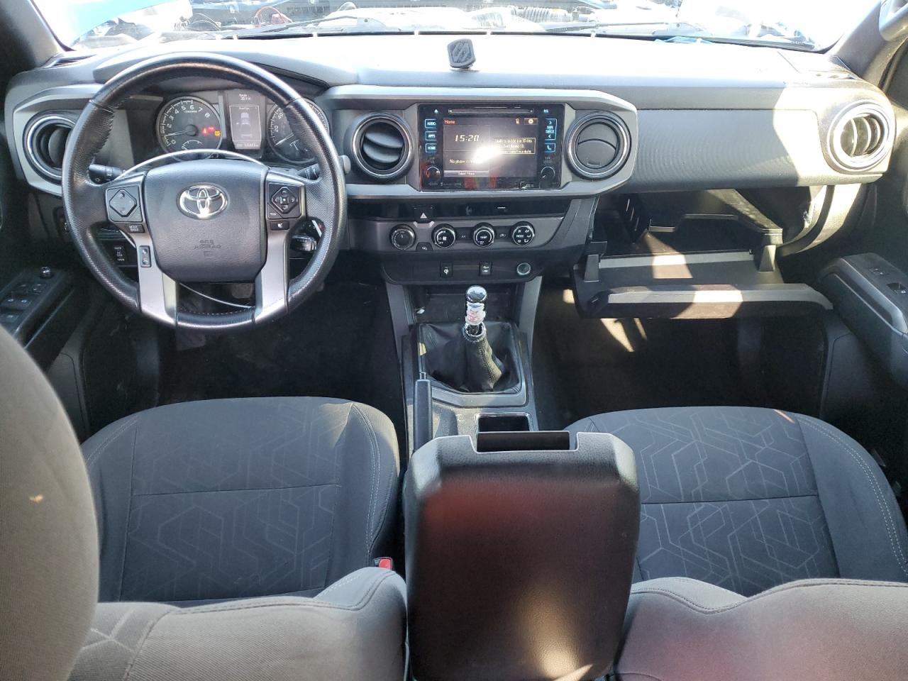 2016 Toyota Tacoma - Image 8