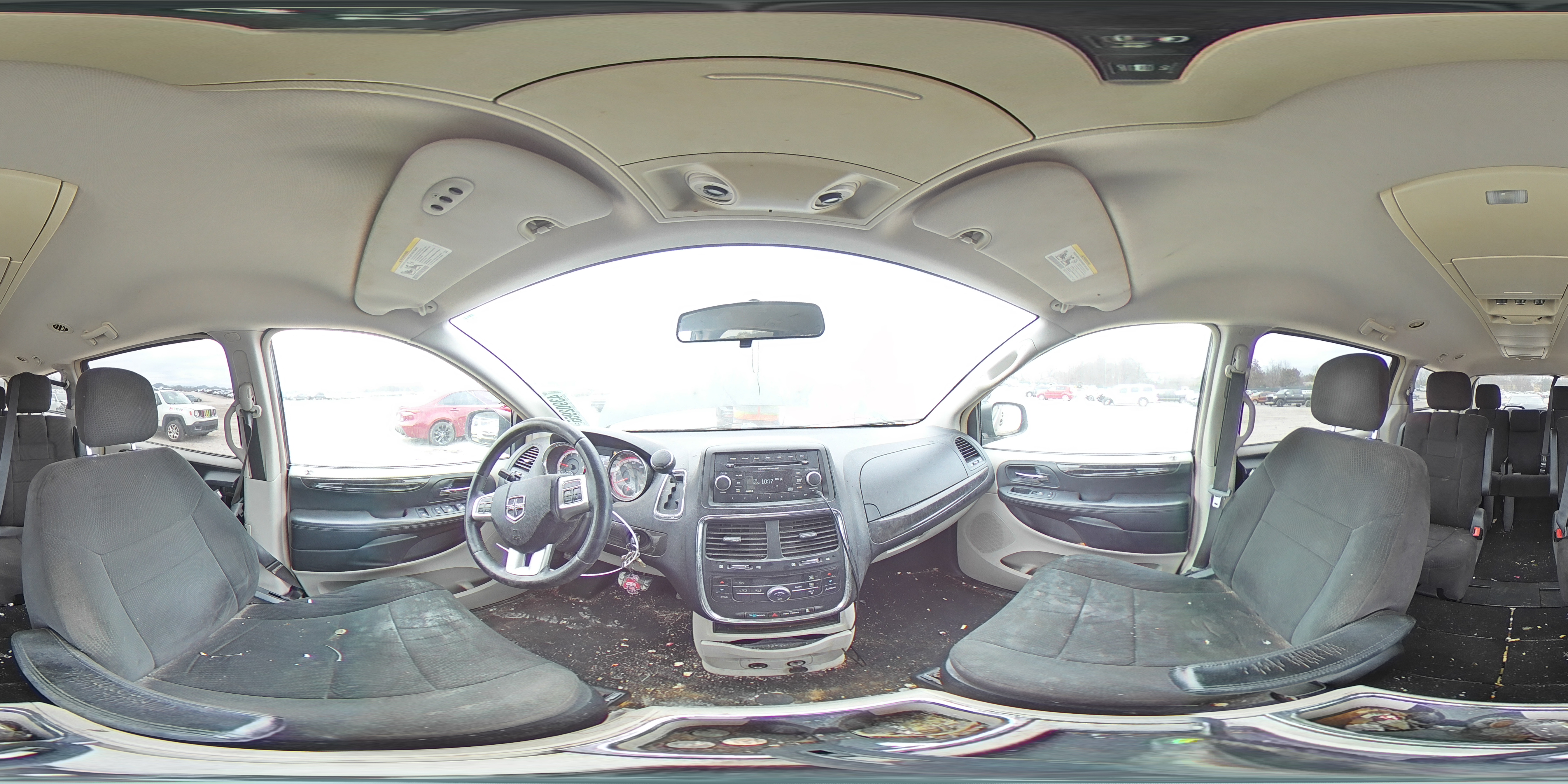 2012 Dodge Caravan - Image 14